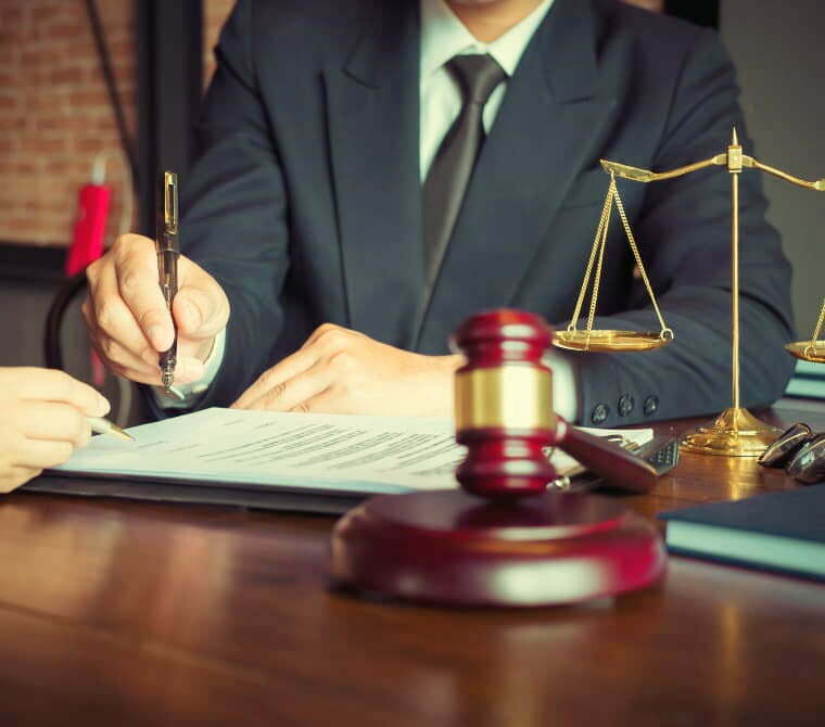 Pravne storitve, pomoč in svetovanje